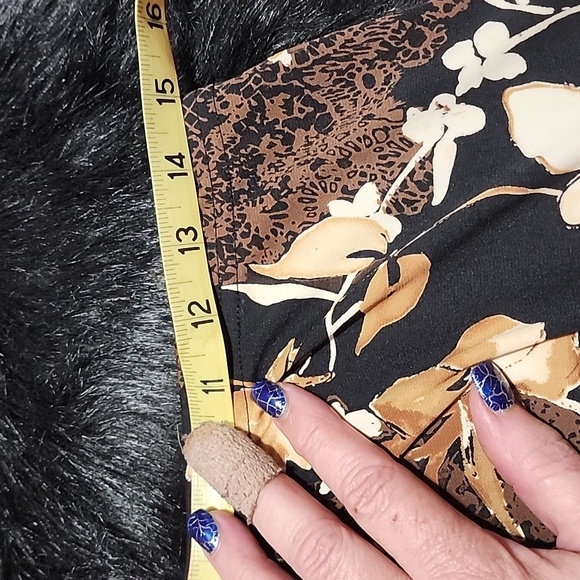 KATHIE LEE  COLLECTION , SKIRT & SCARF.  SIZE  12 . - Picture 7 of 8